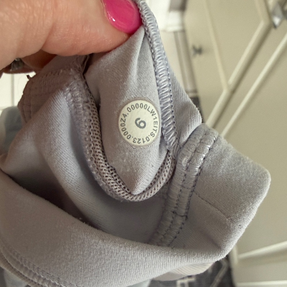 Lululemon Align Tank Blissful Blue Cropped Built in Bra Athletic Performance - Picture 5 of 5